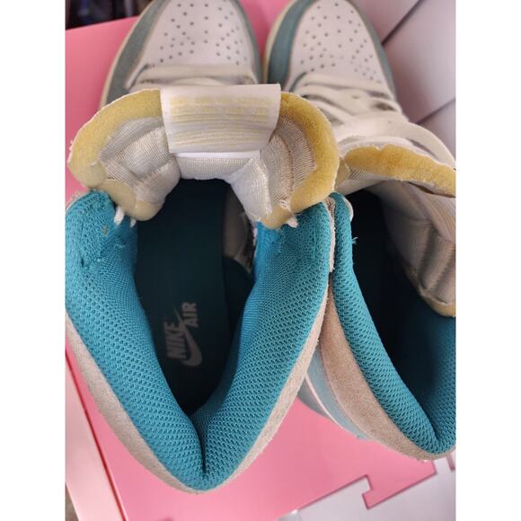 Size 10- Jordan 1 Retro OG High Turbo Green 555088-311‎ - Picture 6 of 9